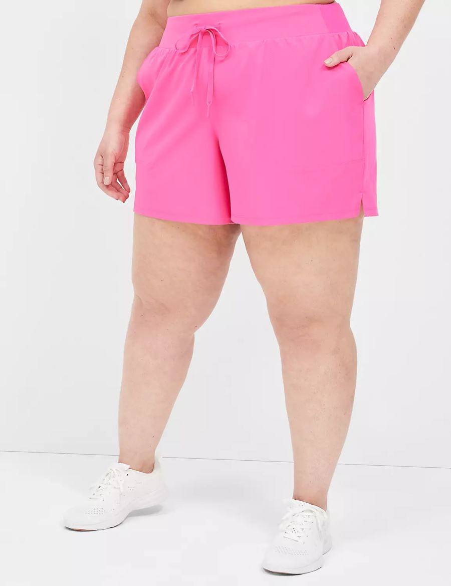 Women Lane Bryant LIVI Stretch Woven Shorts Light Pink | WZW6978LH